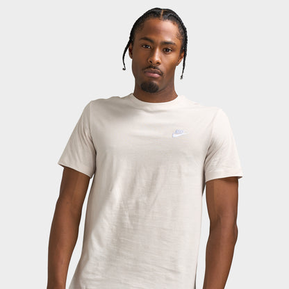 Nike Sportswear Club Tee / Light Orewood Brown