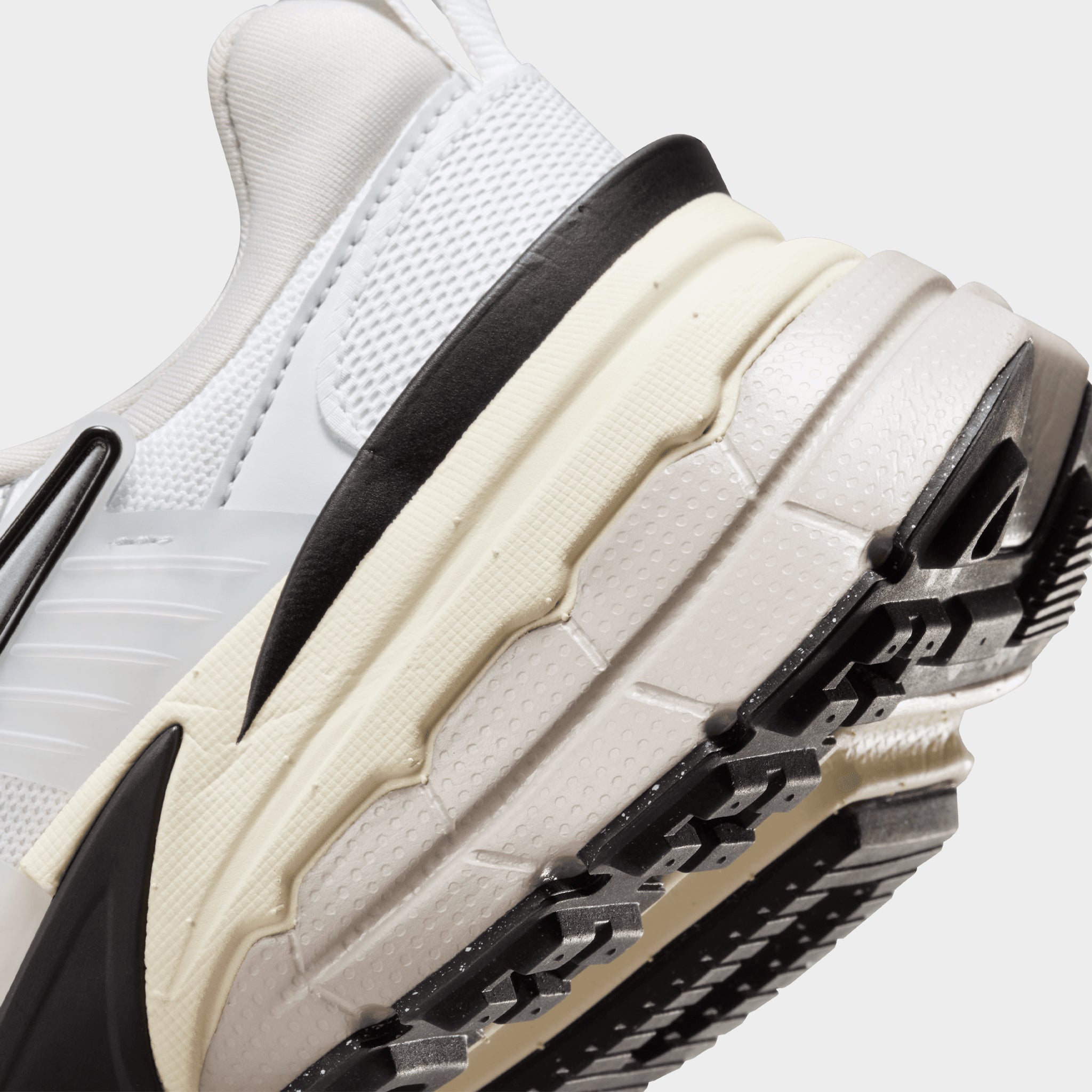 Nike Women's V2K Run Summit White / Metallic Silver – JD Sports