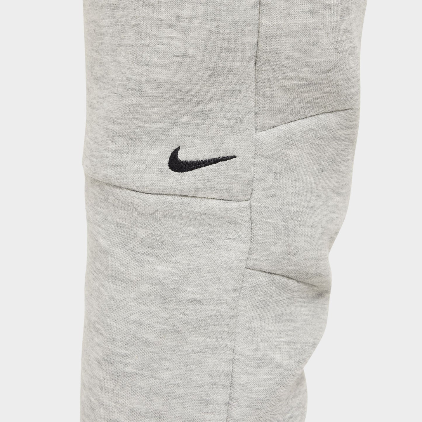 Nike Sportswear Junior Boys' Tech Fleece Jogger / Dark Heather Grey