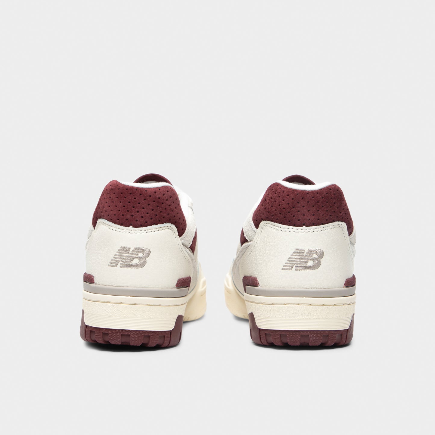 New Balance 550 Sea Salt / Classic Crimson