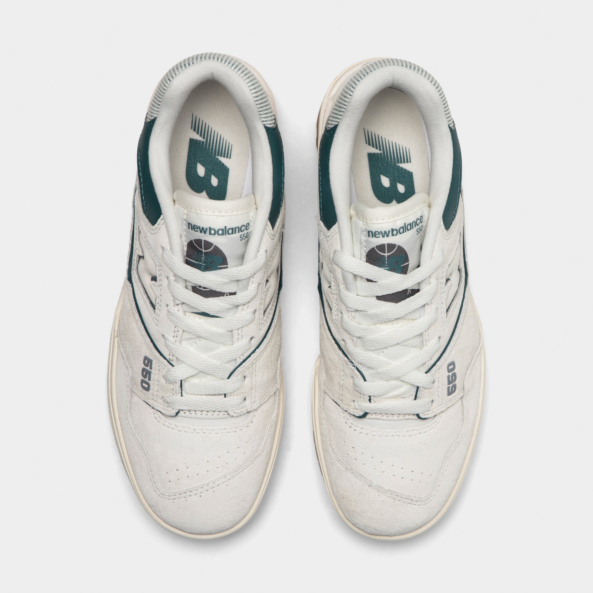 New Balance Women's 550 Sea Salt / New Spruce – JD Sports