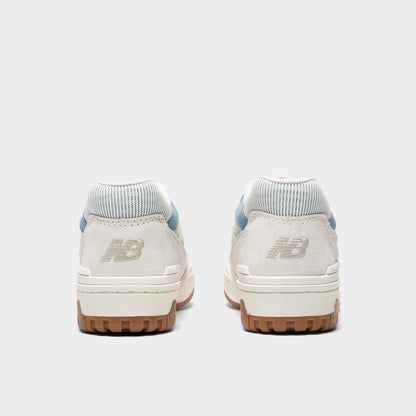 New Balance Women's 550 Sea Salt / Still Water