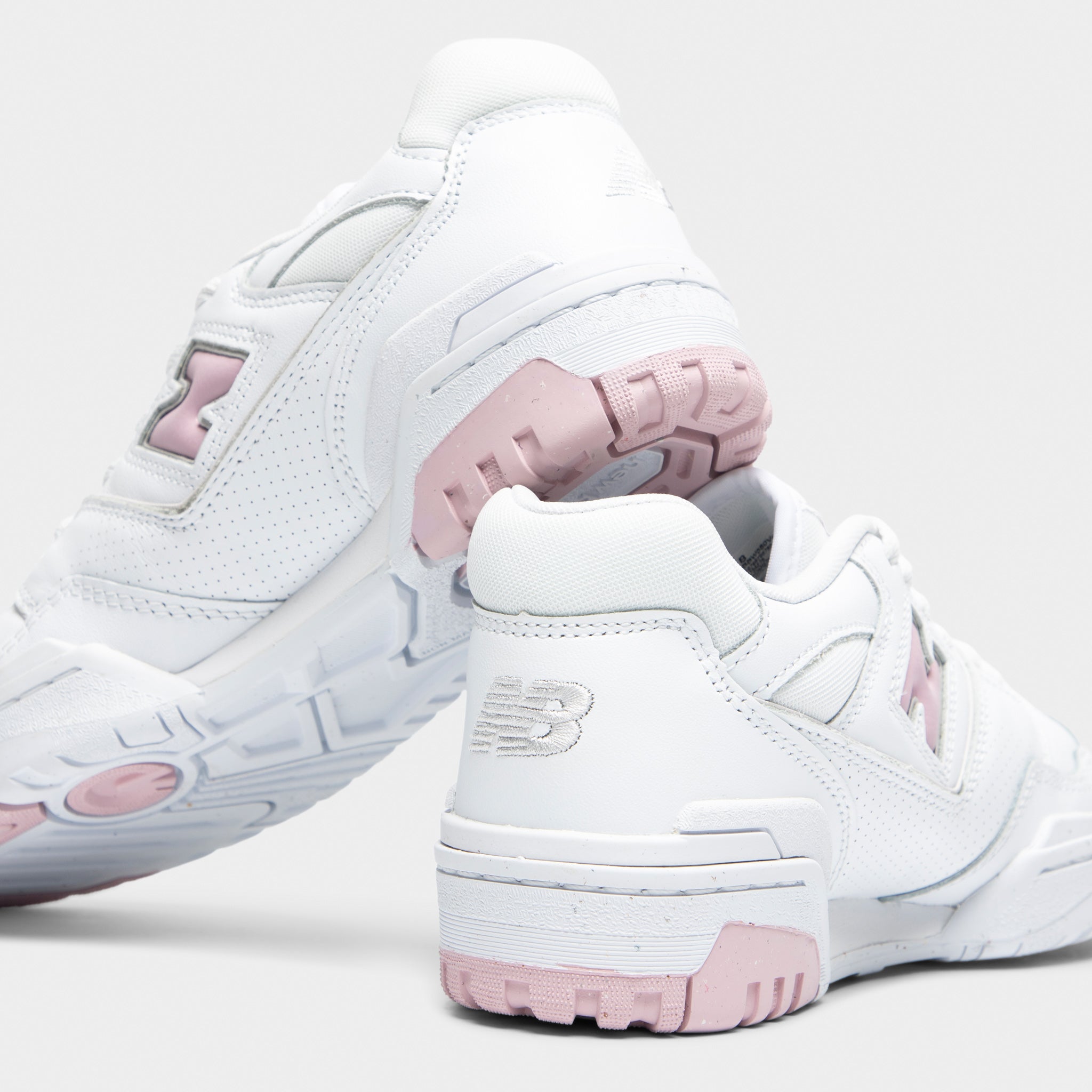 New Balance Women's 550 White / Twilight Haze – JD Sports