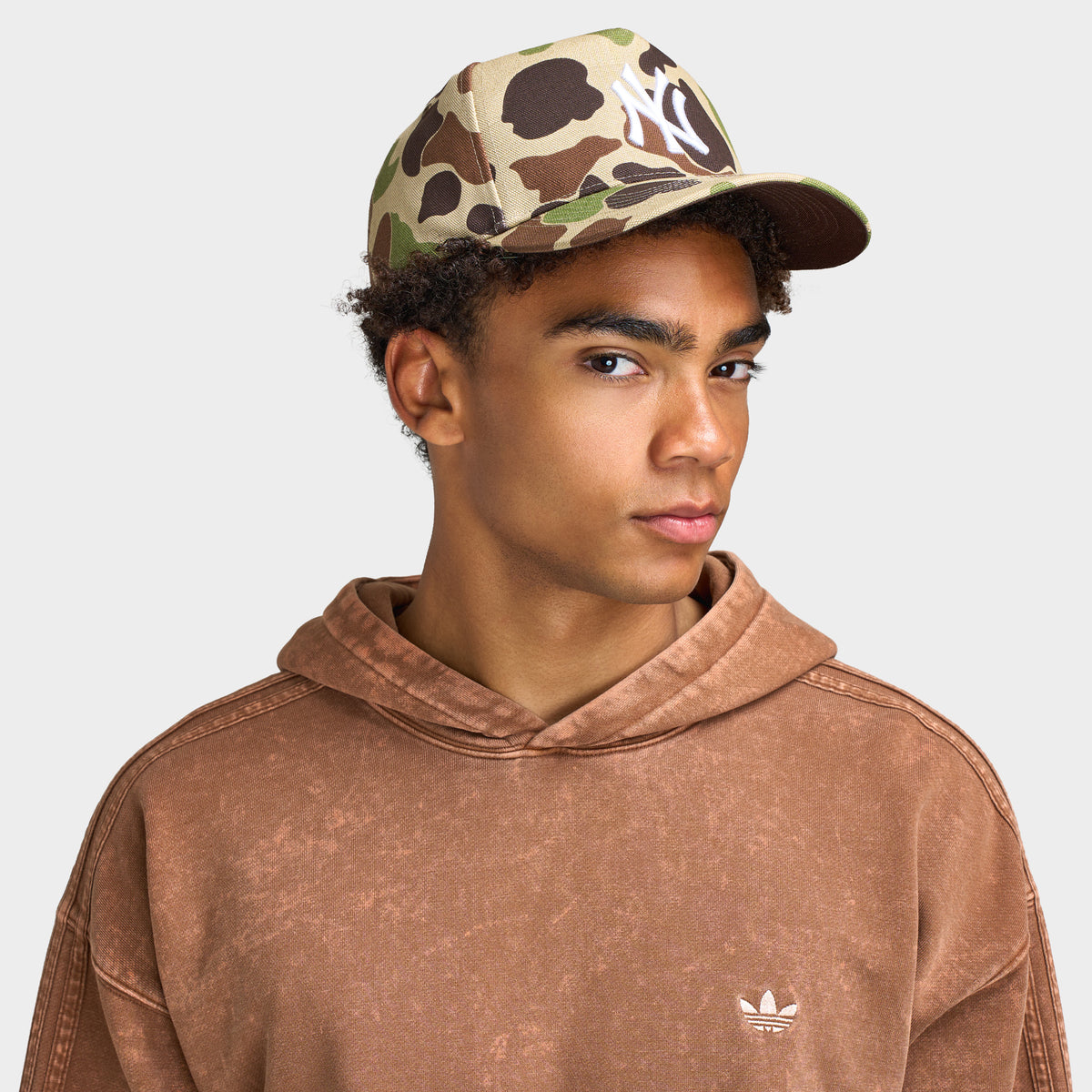 47 x Carhartt New York Yankees Hitch / Duck Camo