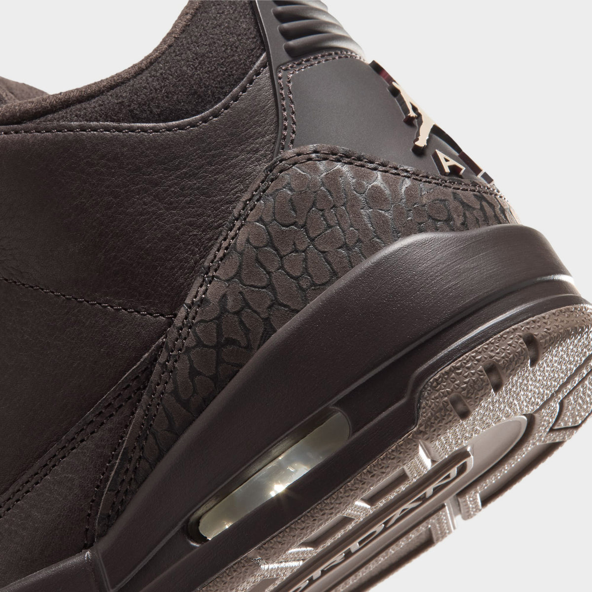 Jordan Femme 3 Retro Velours Marron / Blanc Perle - Tan Britannique Clair