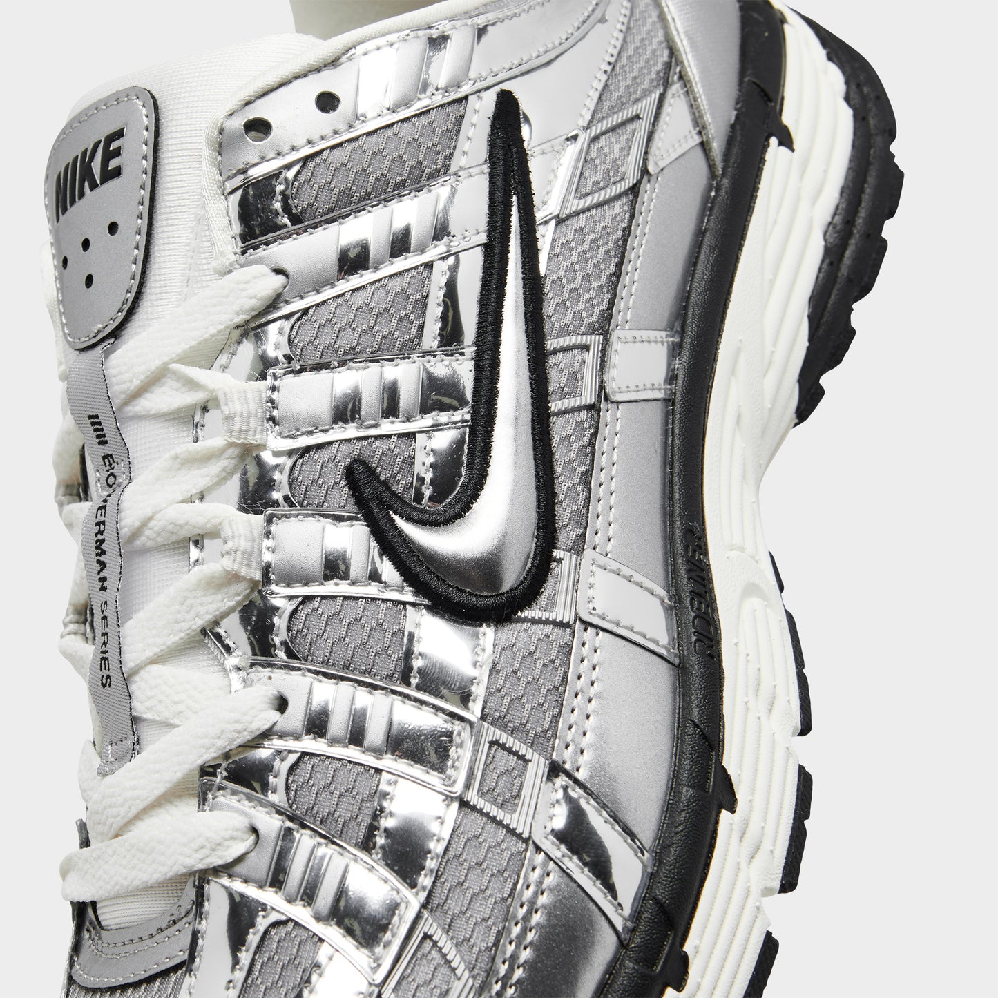 Nike P-6000 Metallic Silver / Sail