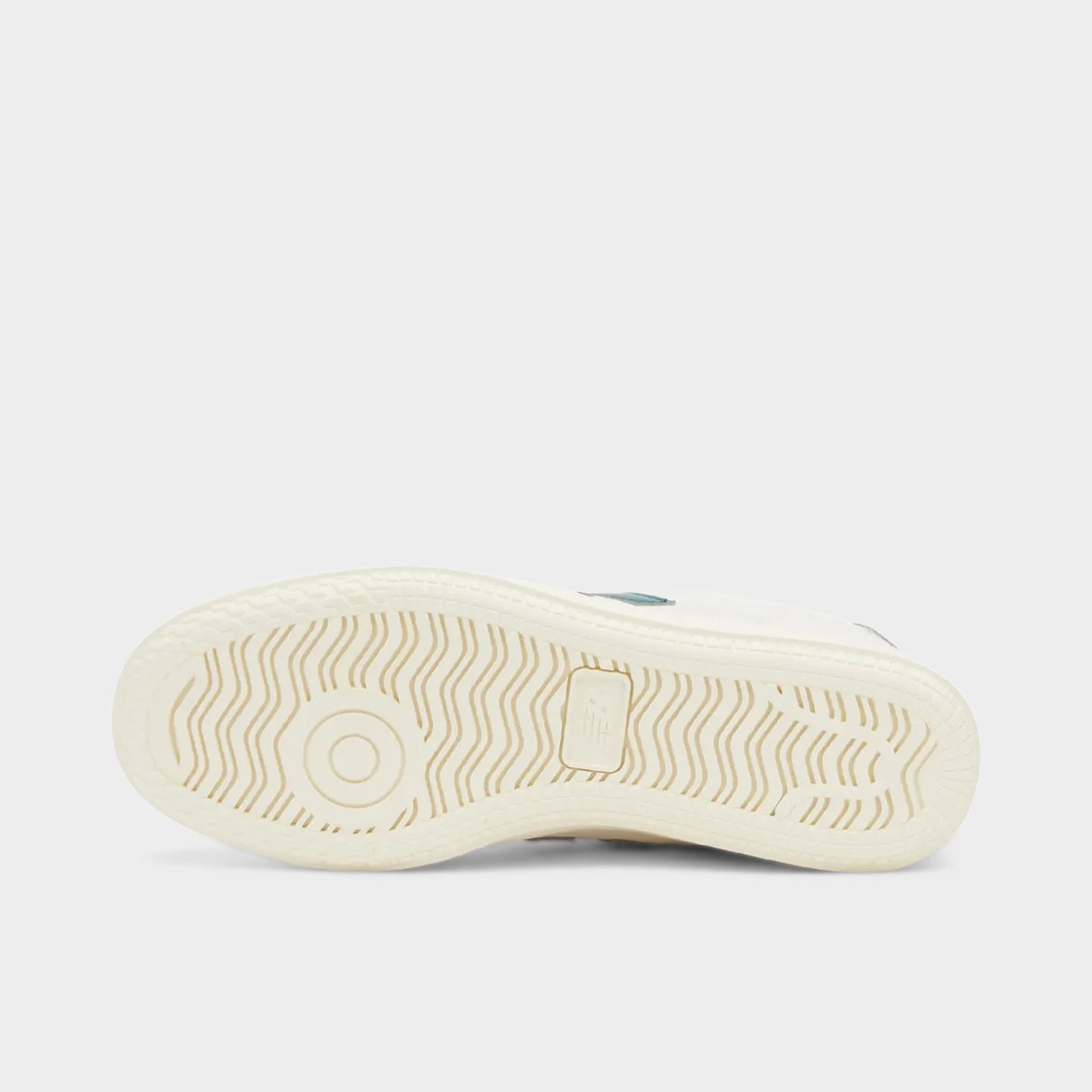 New Balance T500 Landslide / Linen