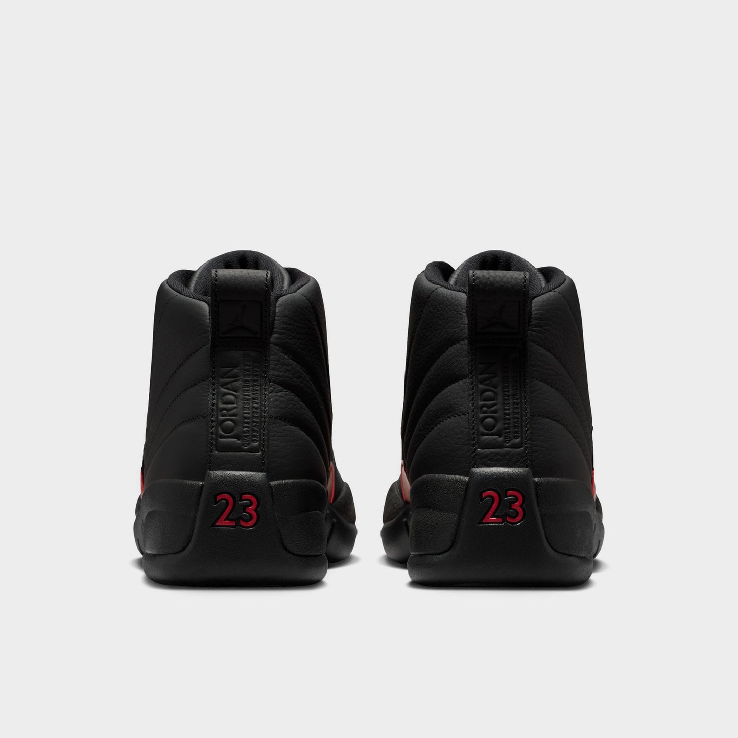 Jordan 12 Retro Noir / Rouge Varsity