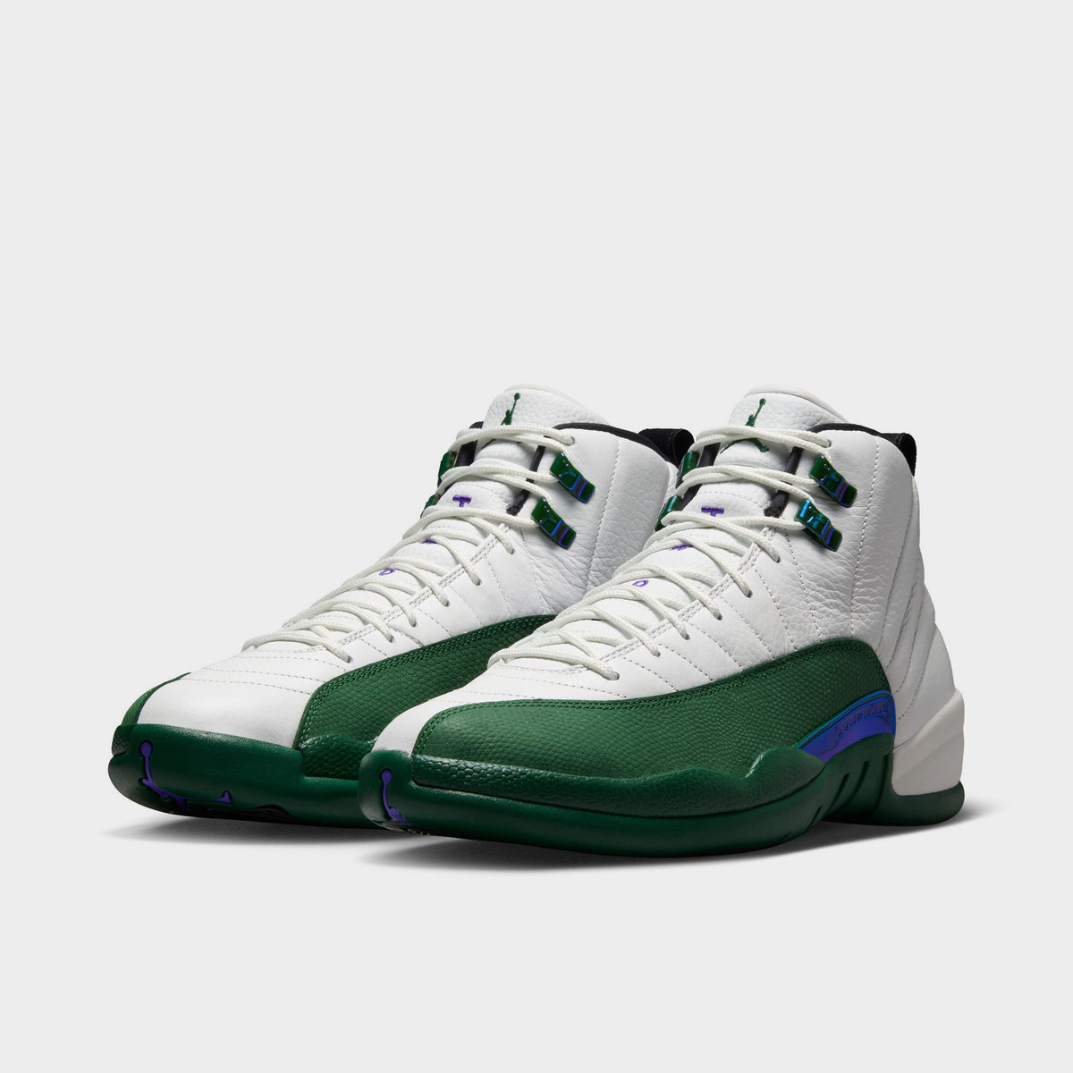 Jordan 12 Retro Summit White / Gorge Green - Fierce Purple