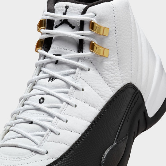 Air Jordan Rétro 12 Blanc / Noir / Or