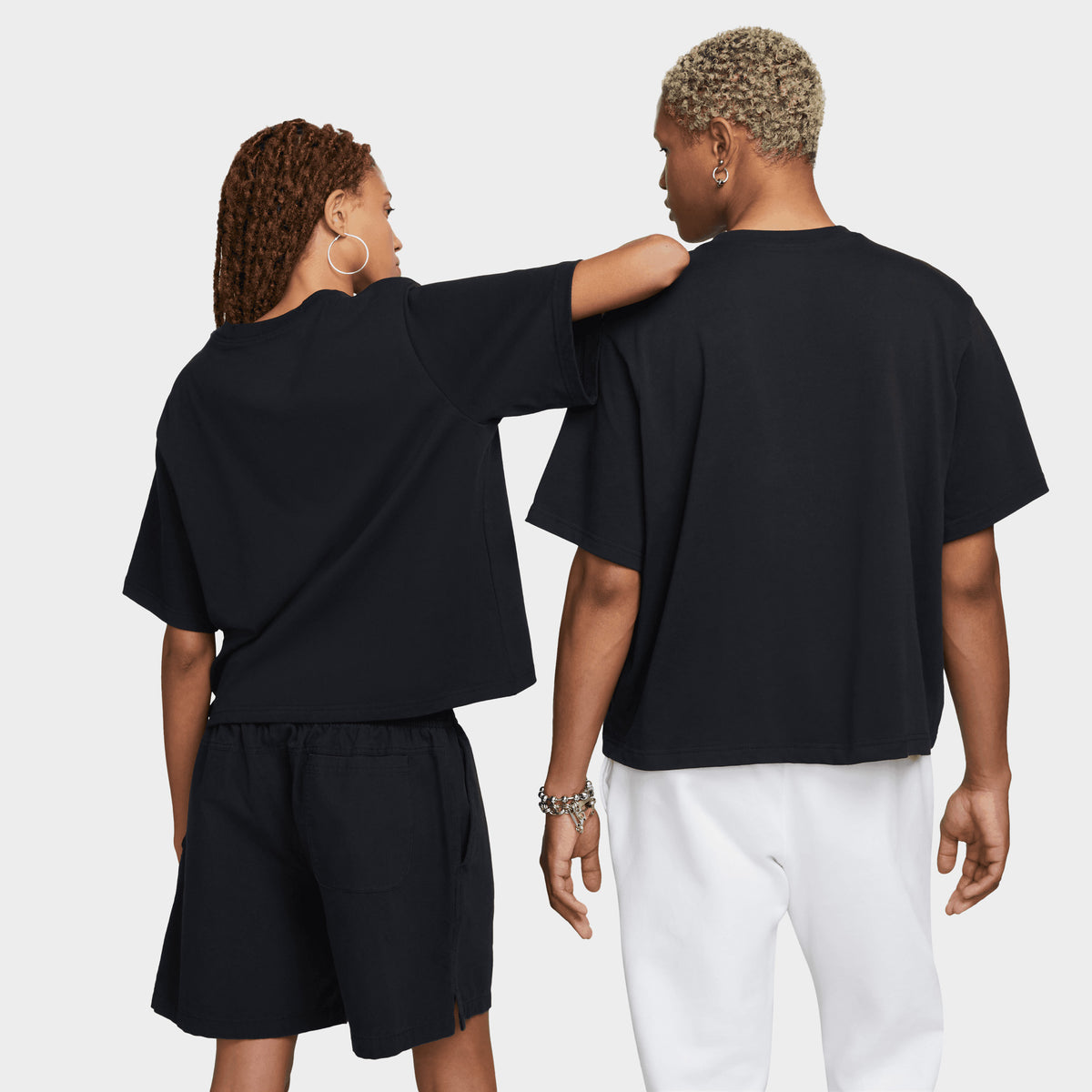 Nike Sportswear Women's Essentials Boxy T-shirt Black / White | JD ...