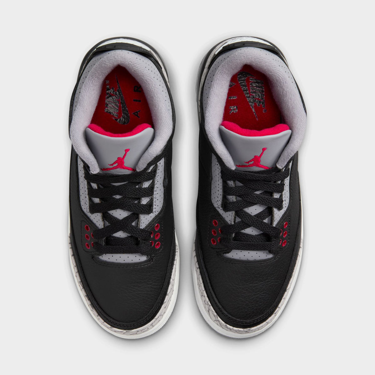 Jordan Rétro GS Noir Rouge feu Gris ciment – JD Sports