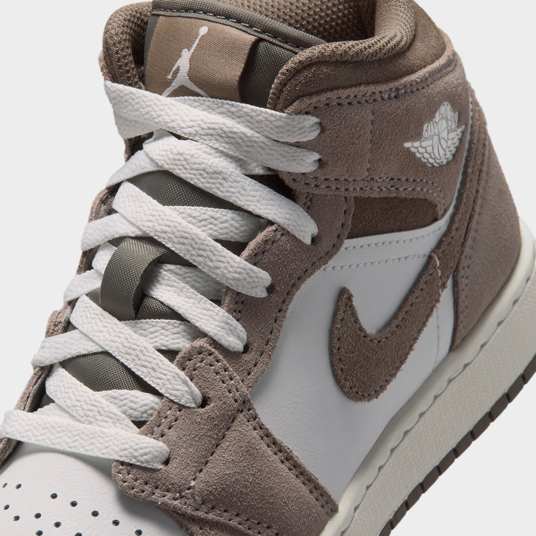 Jordan 1 Mid GS Enigma Stone / Olive Grey - Summit White – JD Sports