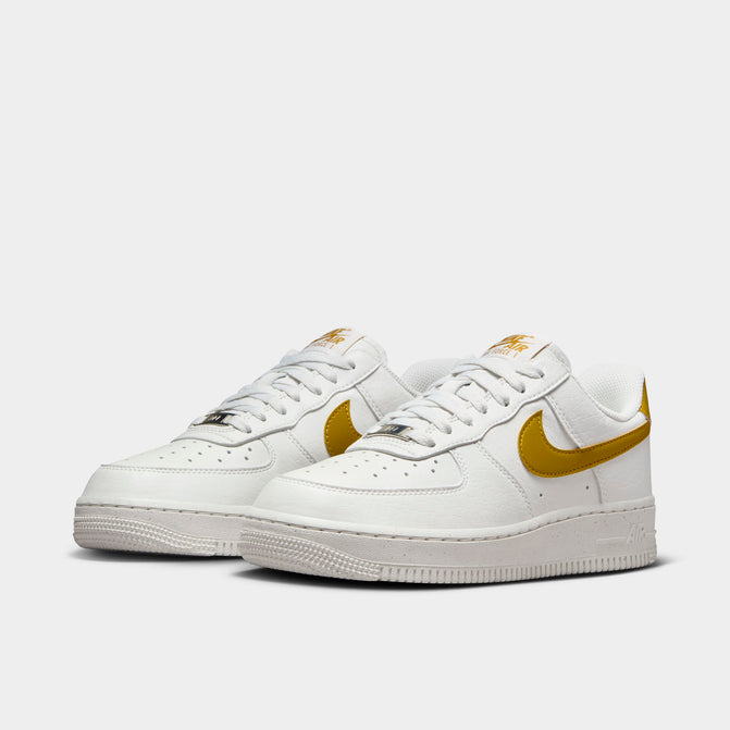 Nike Women's Air Force 1 '07 SE Summit White / Bronzine - Metallic