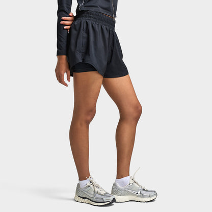 Nike One Femmes Short Dri Fit taille haute 3en1 Noir / Argent réfléchissant