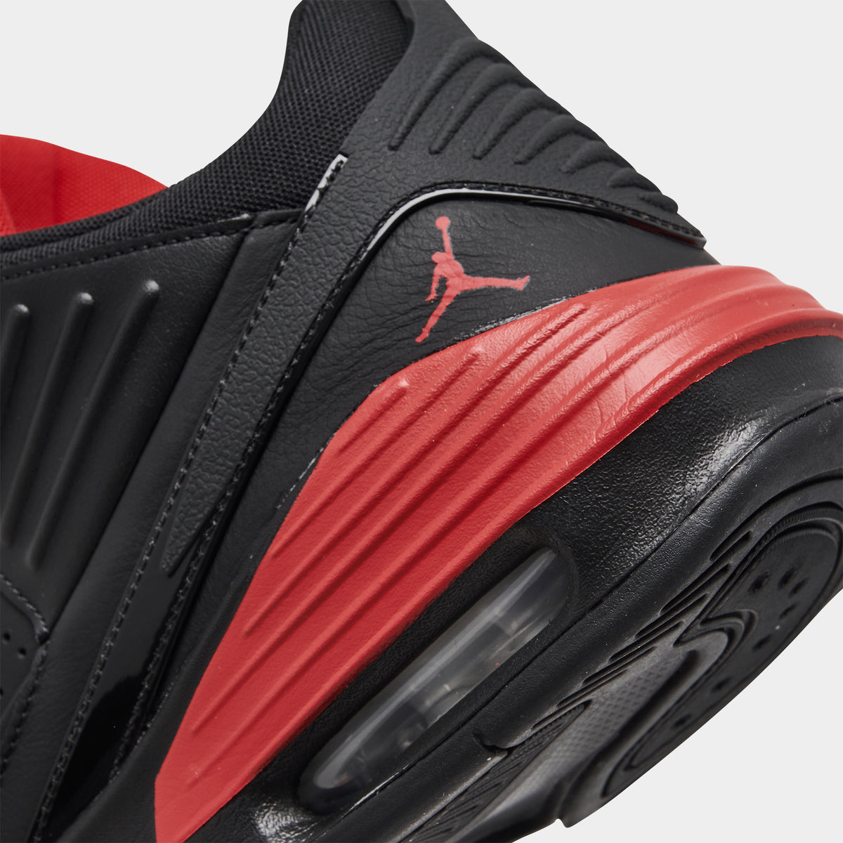 Jordan Max Aura 5 Black / University Red - Black | JD Sports