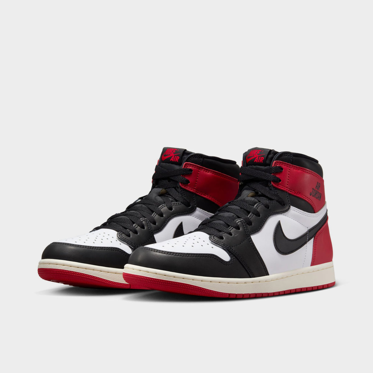Jordan 1 Retro High OG White / Black - Varsity Red | JD Sports
