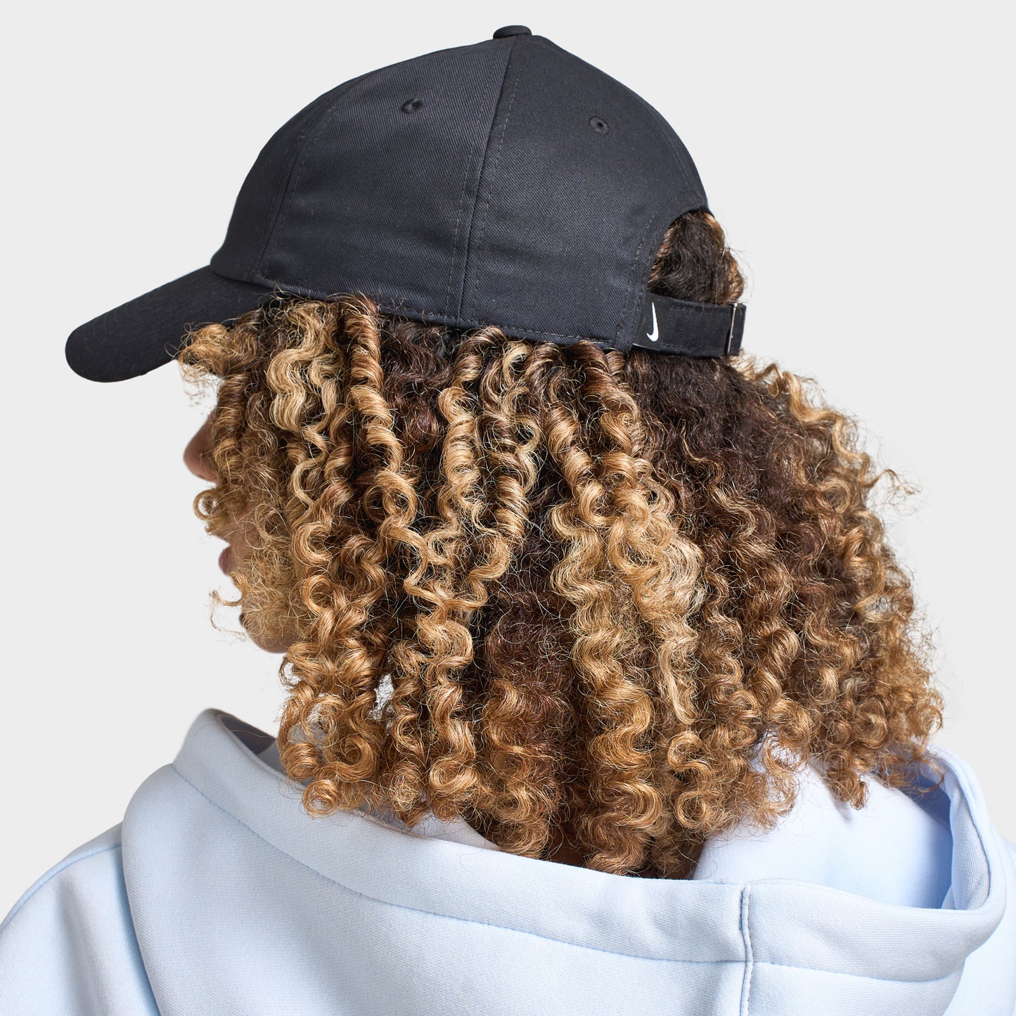 Nike Club Unstructured Swoosh Cap Black / Black