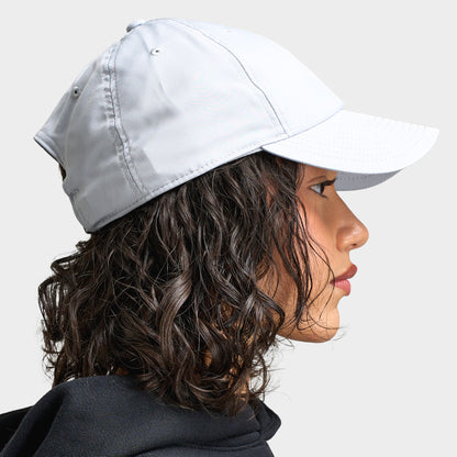 Nike Club Unstructured Métal Swoosh Casquette Gris / Noir