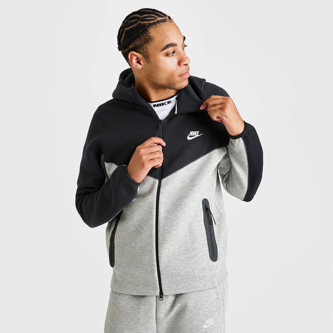 Black nike tech fleece windrunner best sale