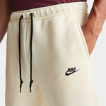 NIKE Coconut Milk Sportswear Essential BV4126 113 - Shiekh