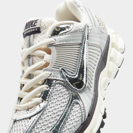 Nike Women's Zoom Vomero 5 Photon Dust / Chrome - Gridiron