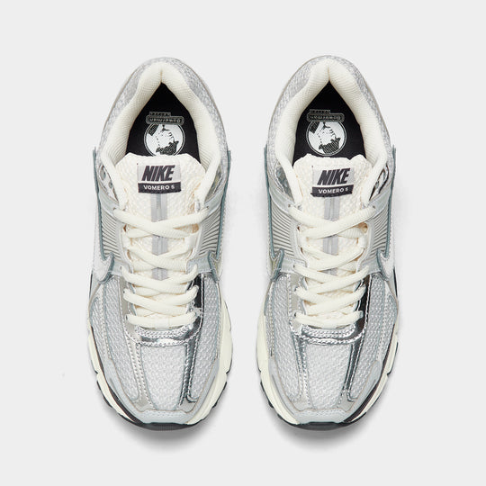 Nike Women's Zoom Vomero 5 Photon Dust / Chrome - Gridiron