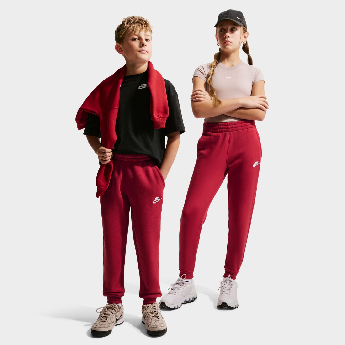 Nike Juniors Pantalon jogging Sportswear Club en molleton / Rouge vif
