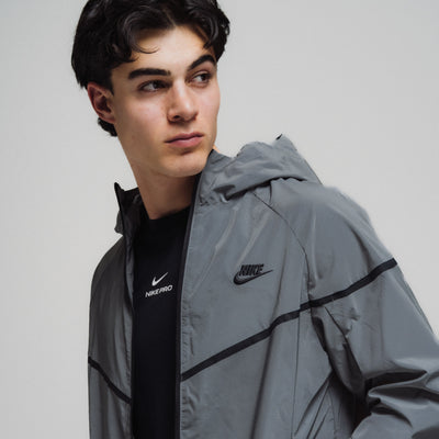 Rehaussez votre quotidien – Magasinez les vêtements Nike pour hommes dès maintenant chez JD Sports
