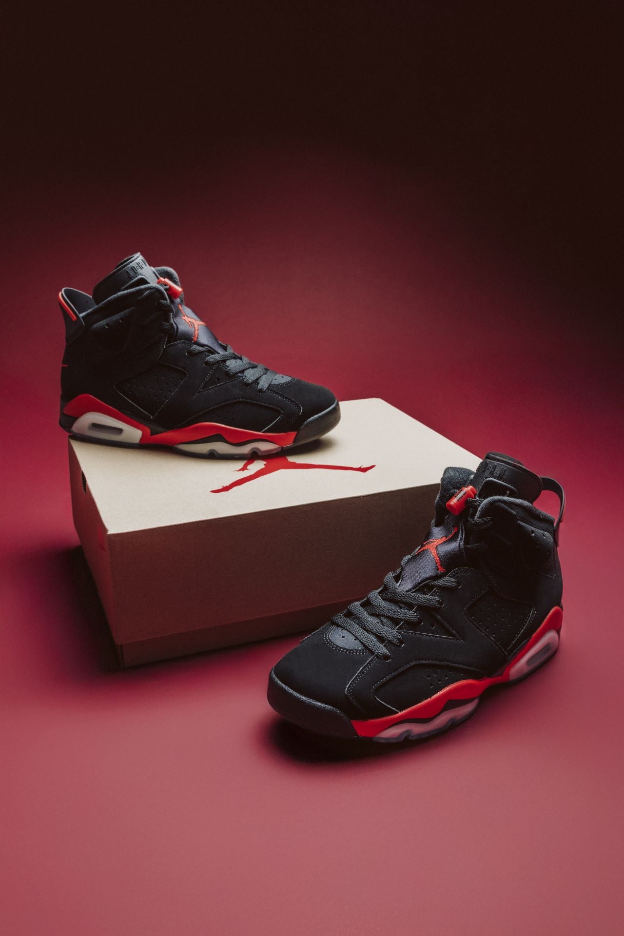 Jordan 6 Retro Infrared Black / Light Crimson at JD sports.