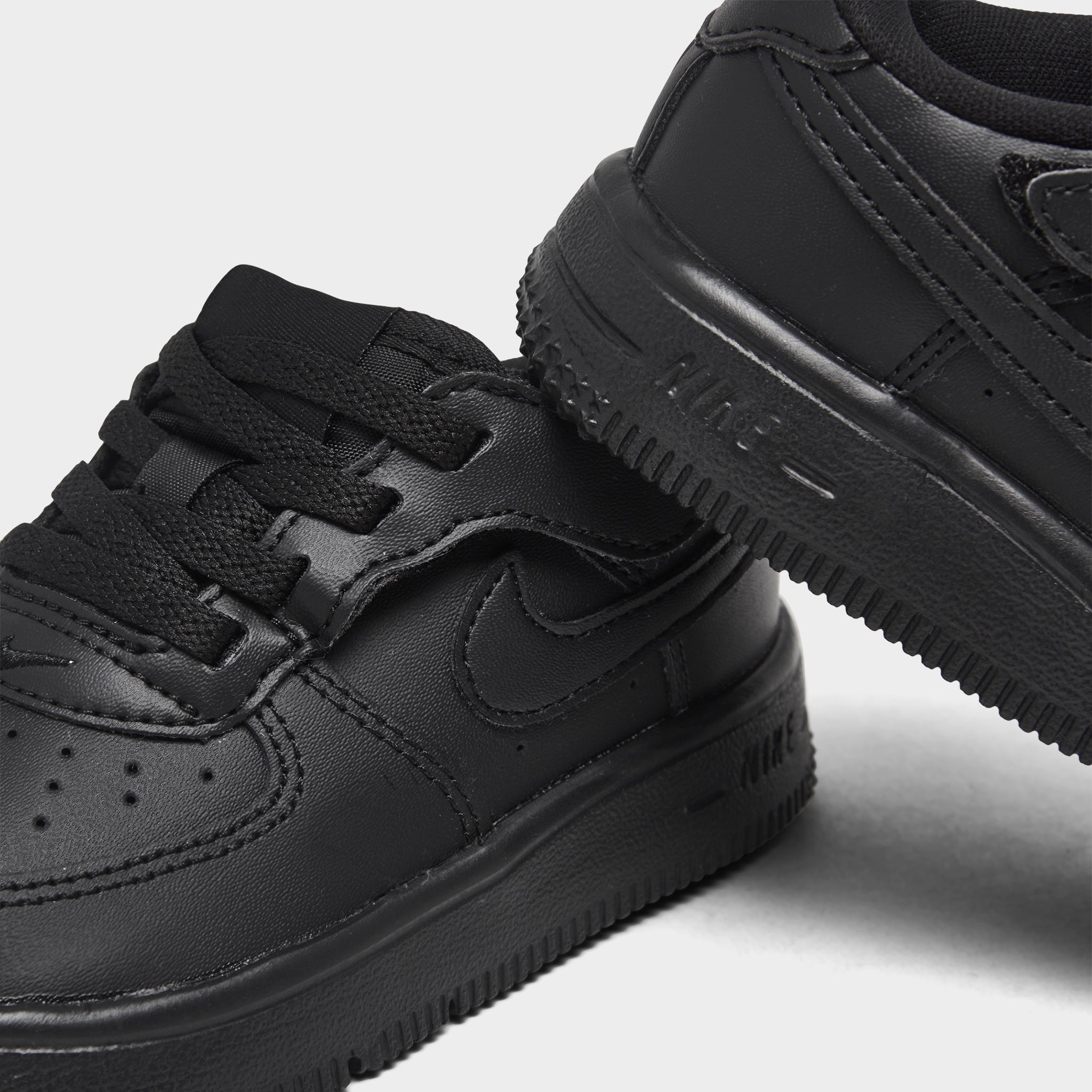 Nike Air Force 1 Low Easyon TD Black / Black – JD Sports