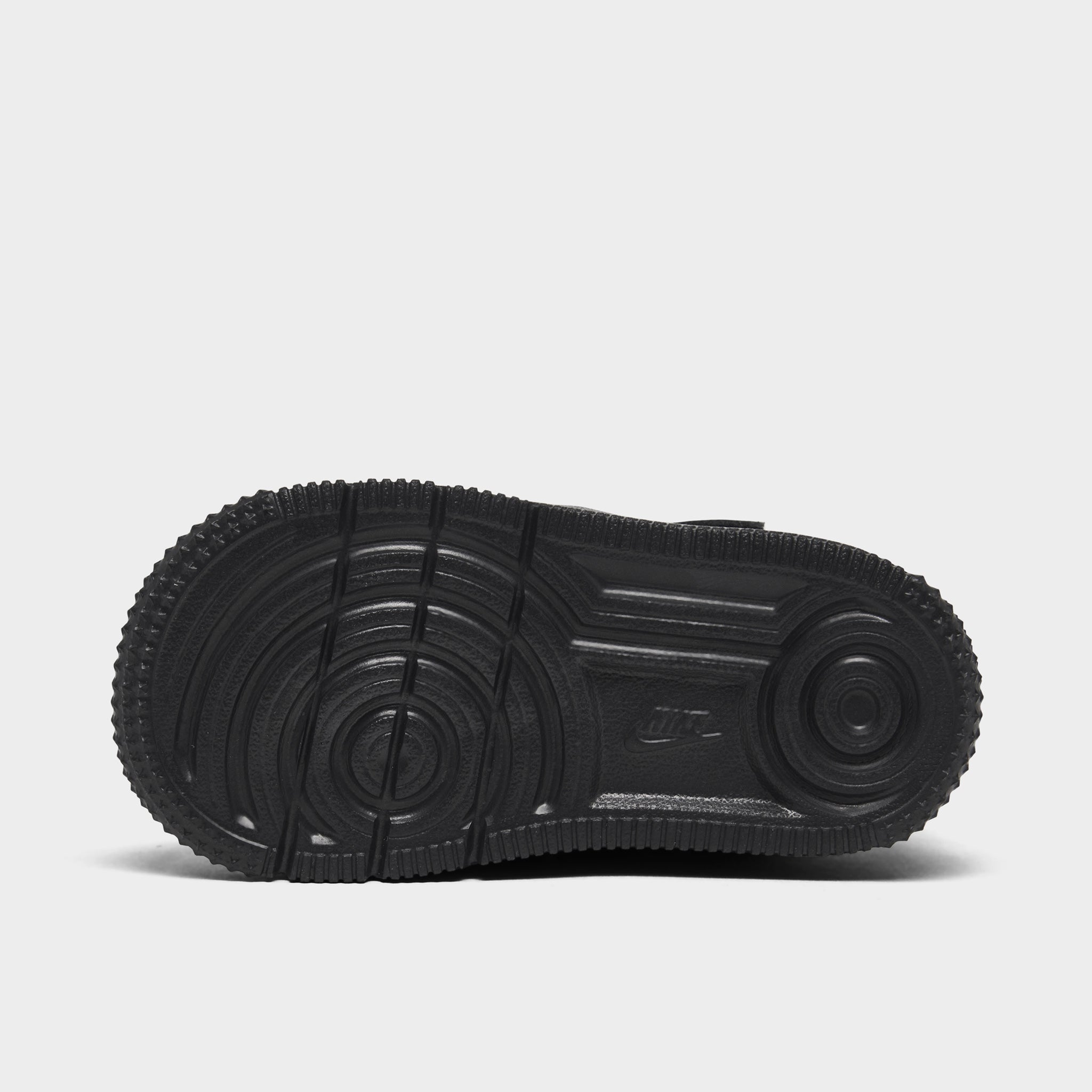 nike air force 1 low black sole