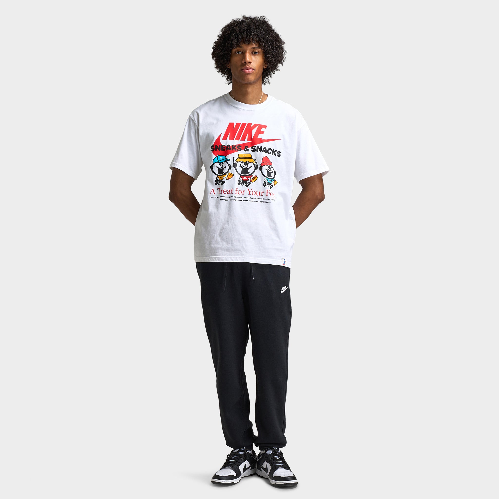 nike club crew joggers black