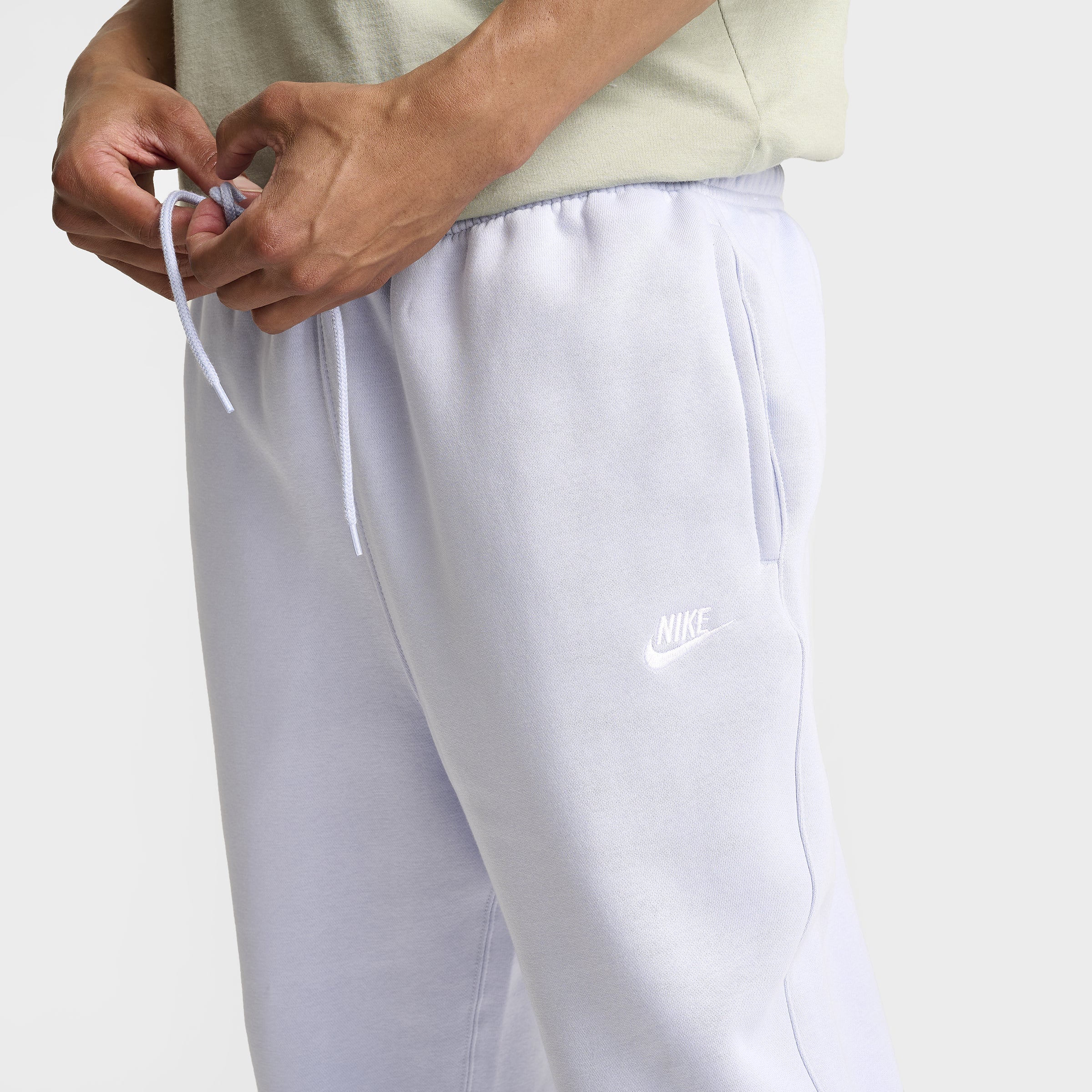 nike sportswear club fleece joggers white