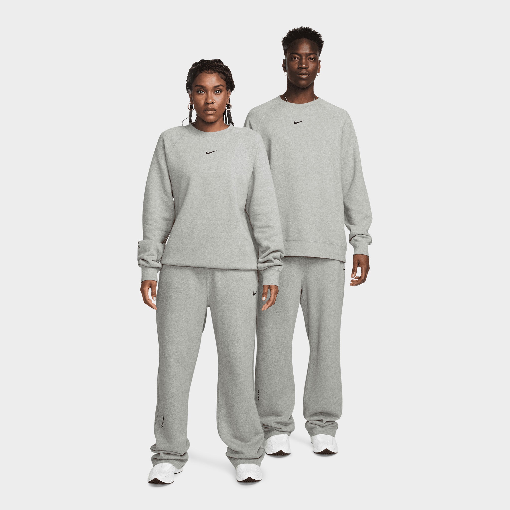 Nike NOCTA クルーネック スウェット グレー Nike NOCTA Fleece CS Crewneck Dark Grey Heather / Black – JD Sports