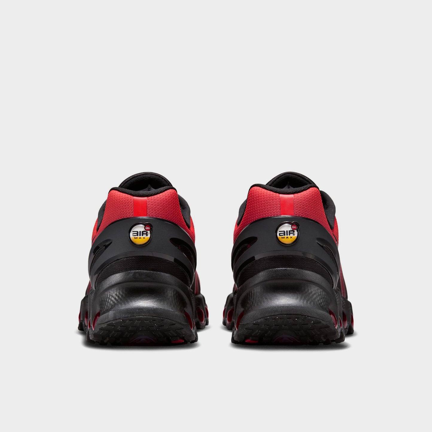 Nike Air Max DN8 Noir / Noir - Rouge Universitaire