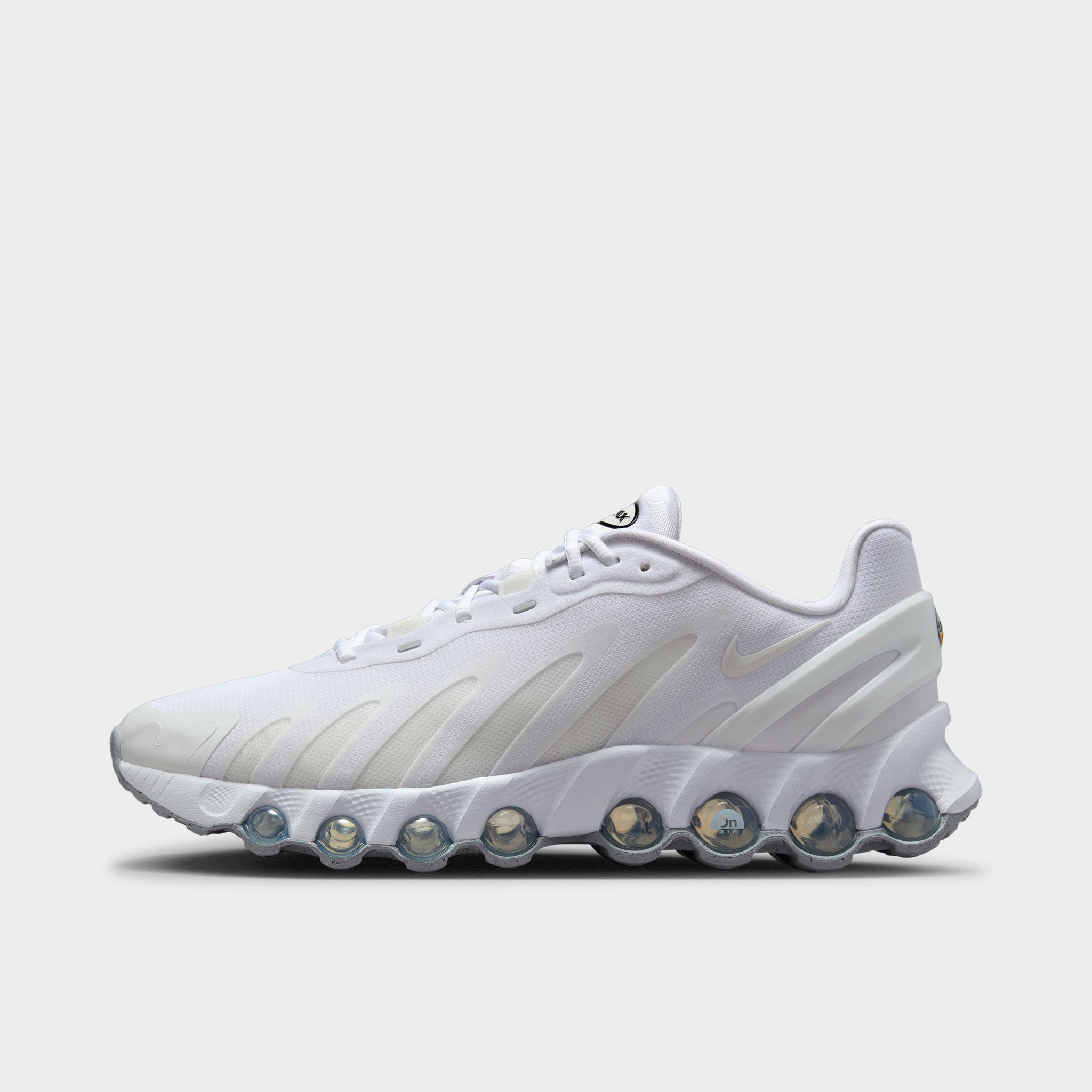 靴 DN8 silver Nike's Air Max Dn8 in 