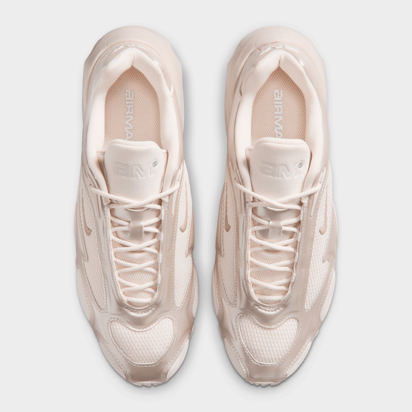 Nike Women's Air Max Muse Chalk / Chalk - Metallic Silver