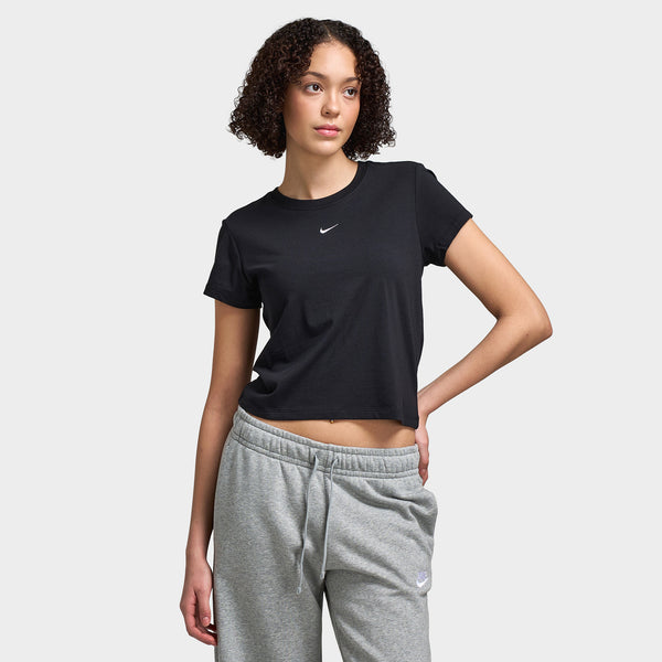 ★★Nike★★ Sportswear Chill Knit Crop T-shirt W Black Whit Nike Sportswear Women's Chill Knit Cropped T-Shirt Black