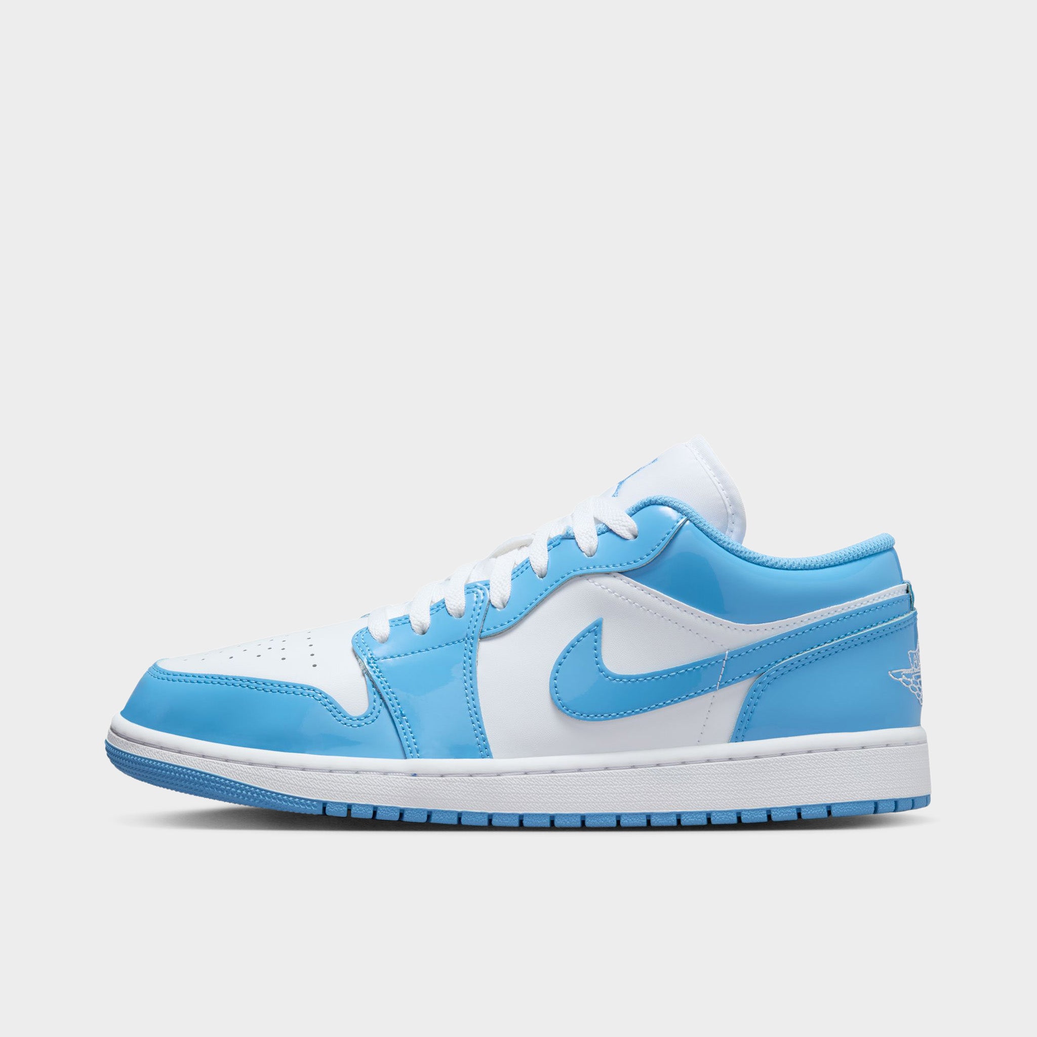 商品画像：Air Jordan 1 Low Men's Shoes. Nike CA 4
