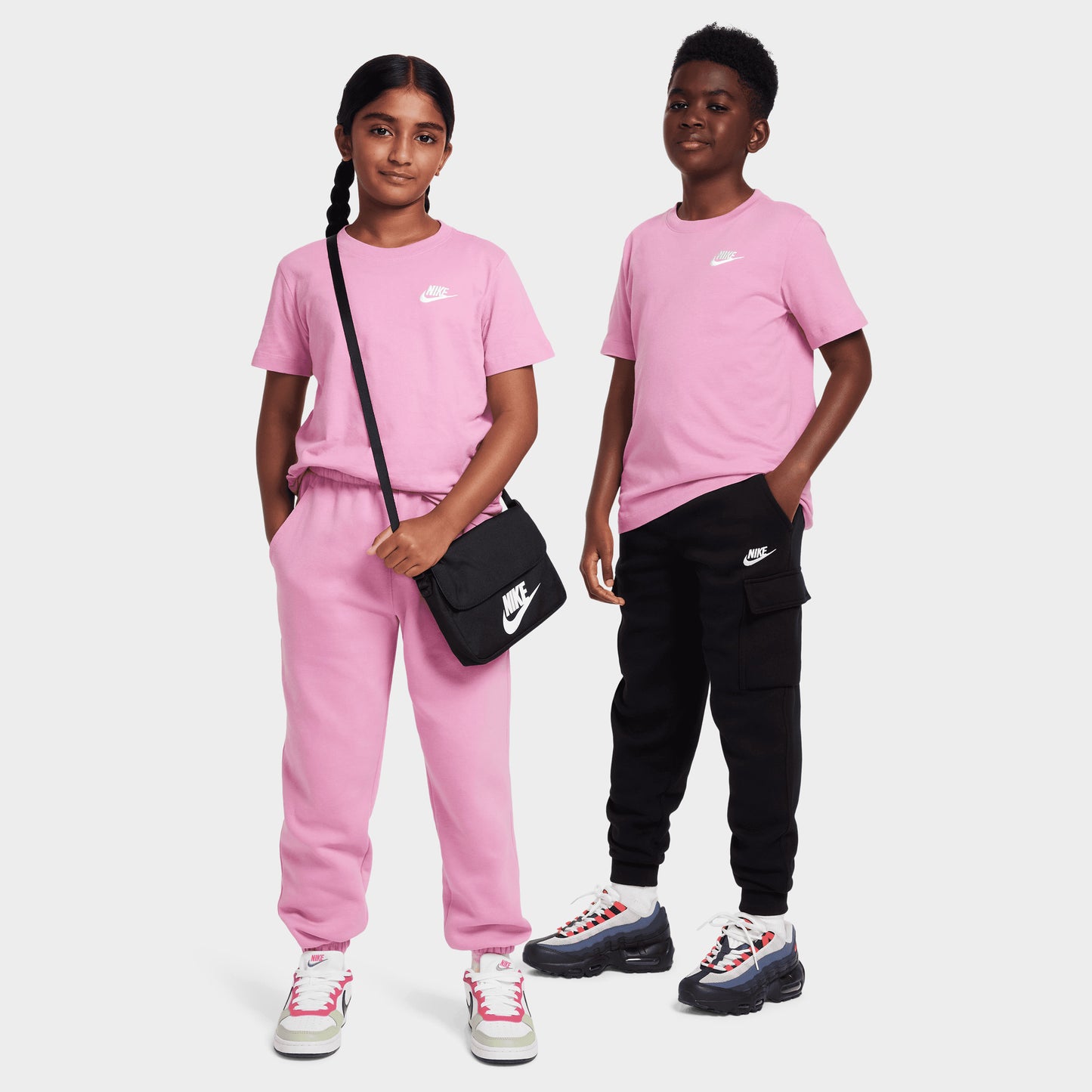 Nike Junior Futura T-shirt / Magic Flamingo
