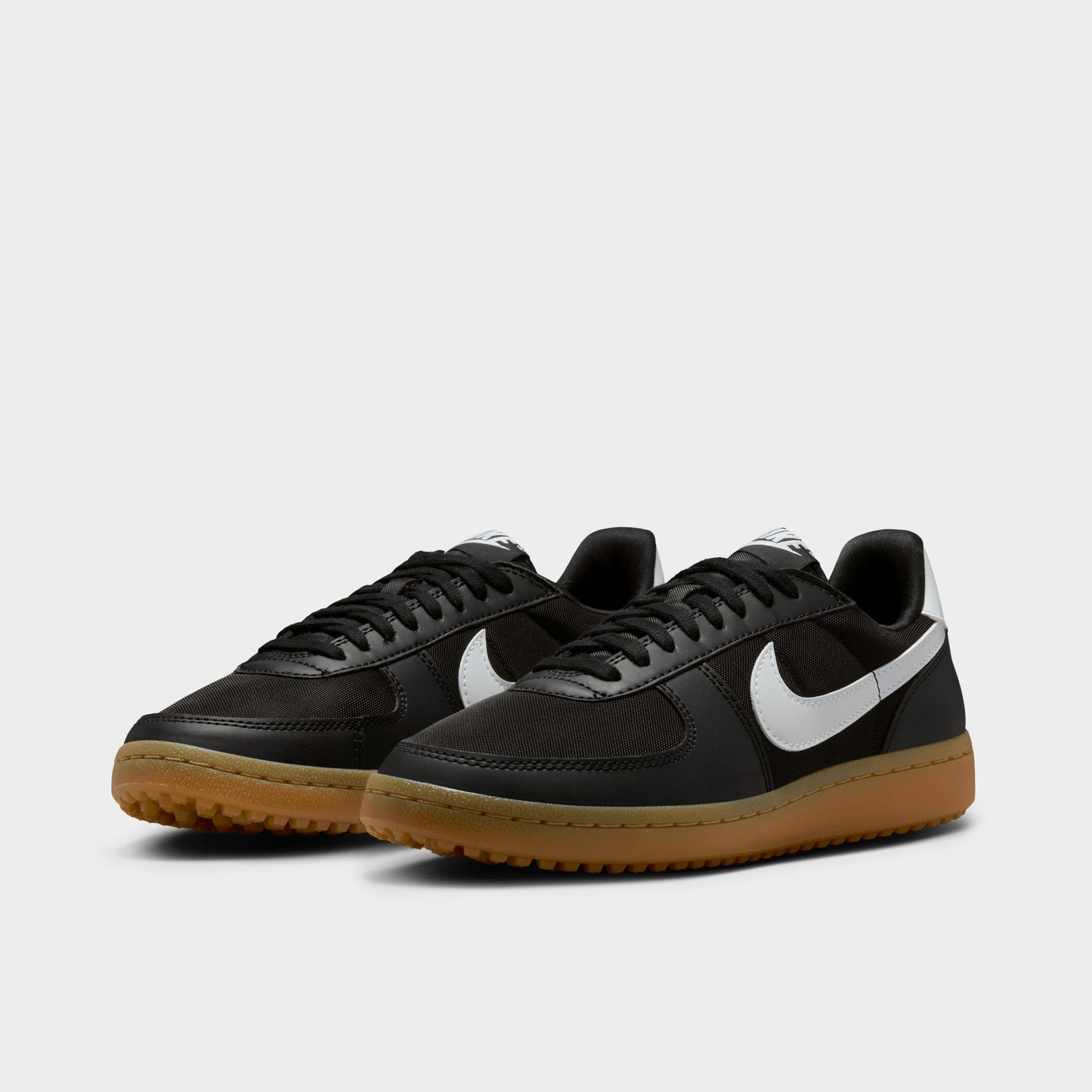 Nike Femmes Field General Noir / Blanc - Gomme Marron Clair