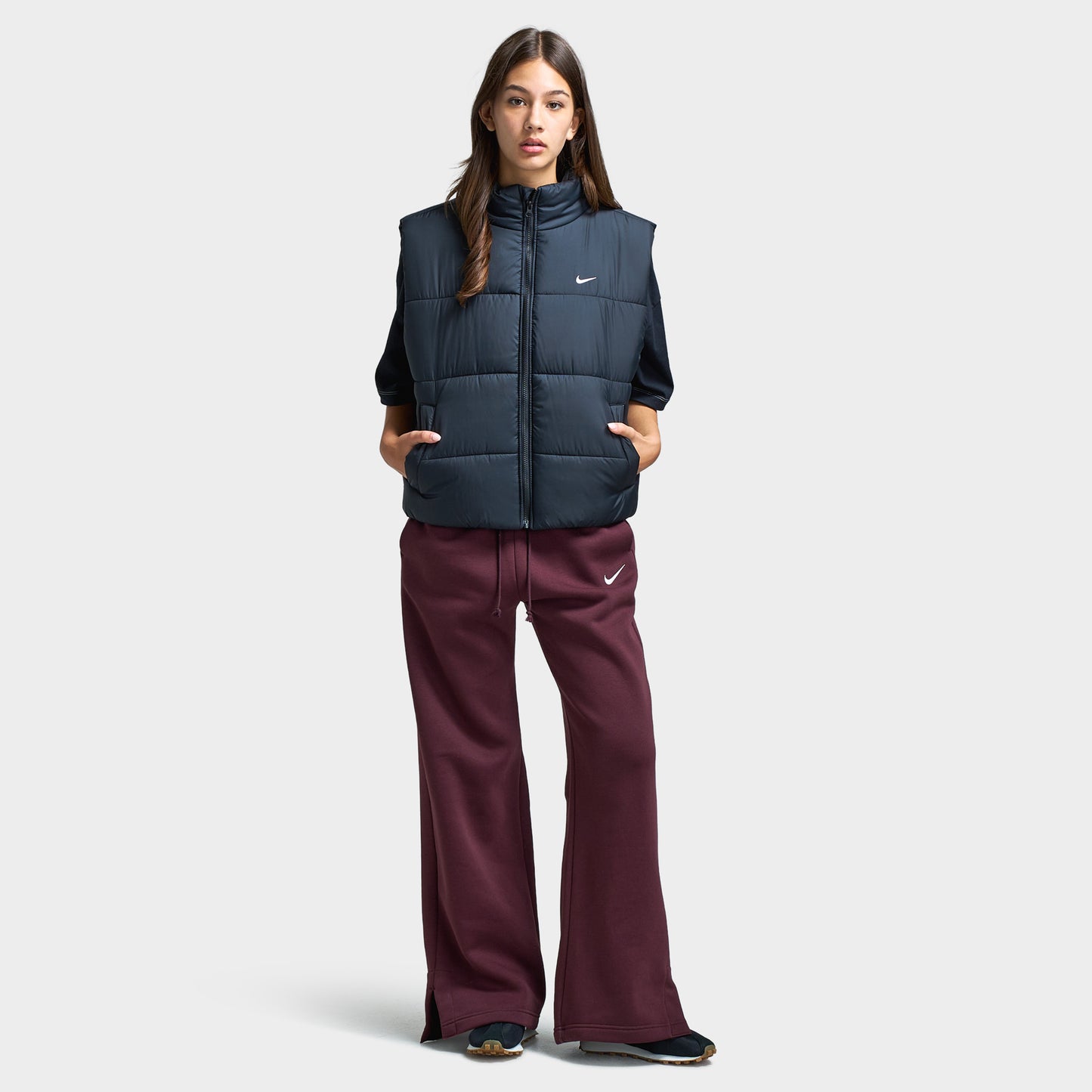 Nike Women's Therma-FIT Loose Vest / Black