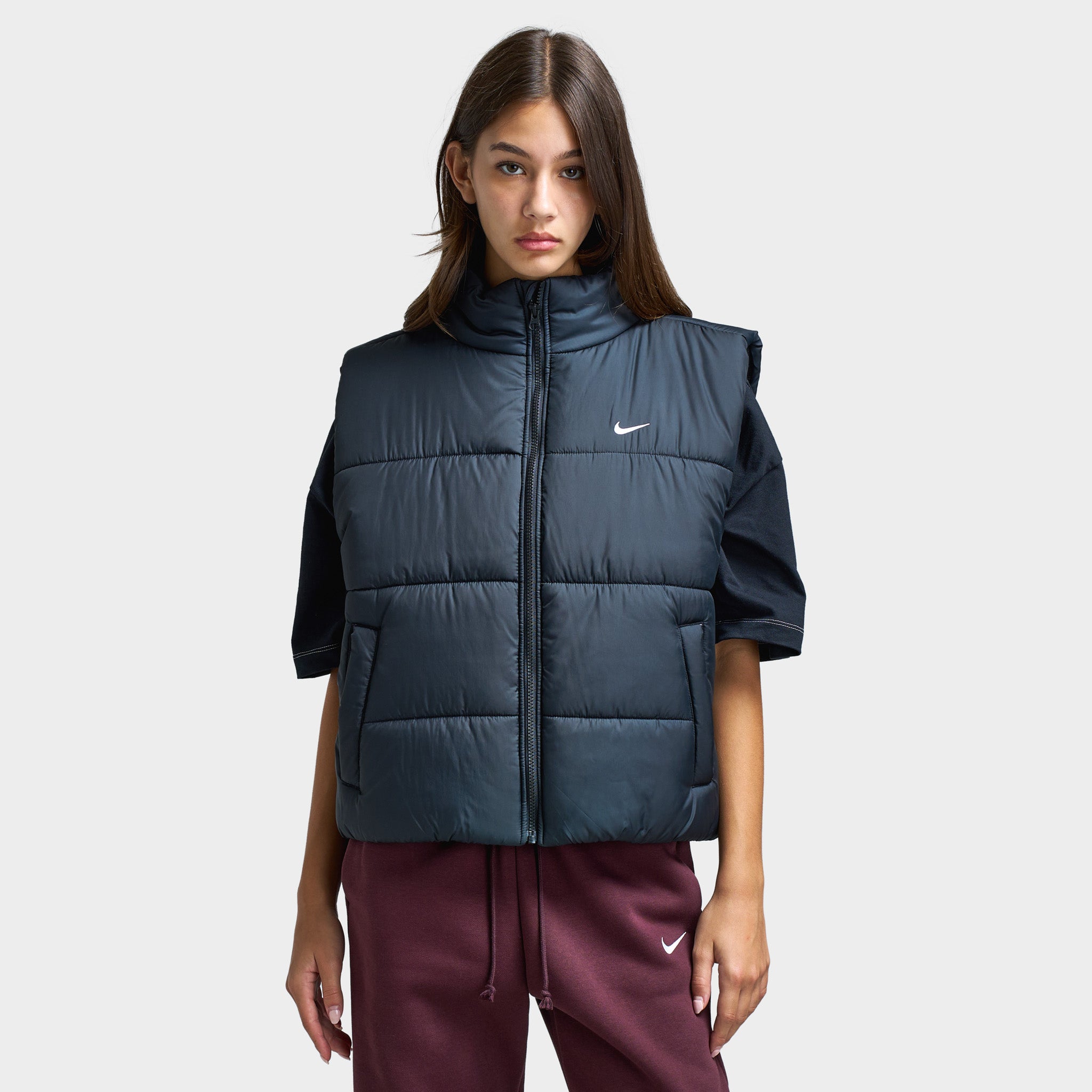 NIKE THERMA-FIT VEST XL ブラック 美品 Nike Sportswear Classic Puffer Women's Therma-FIT Oversized