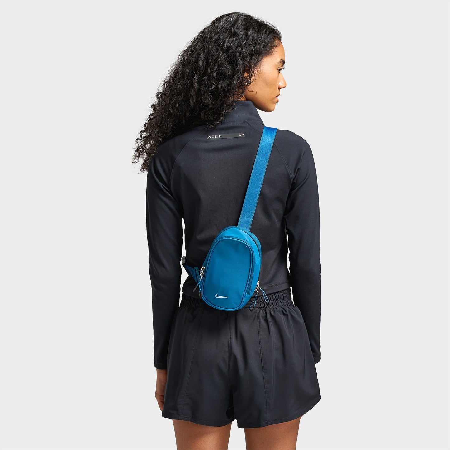 Nike Sportswear Commute Crossbody Bag / Blue Force