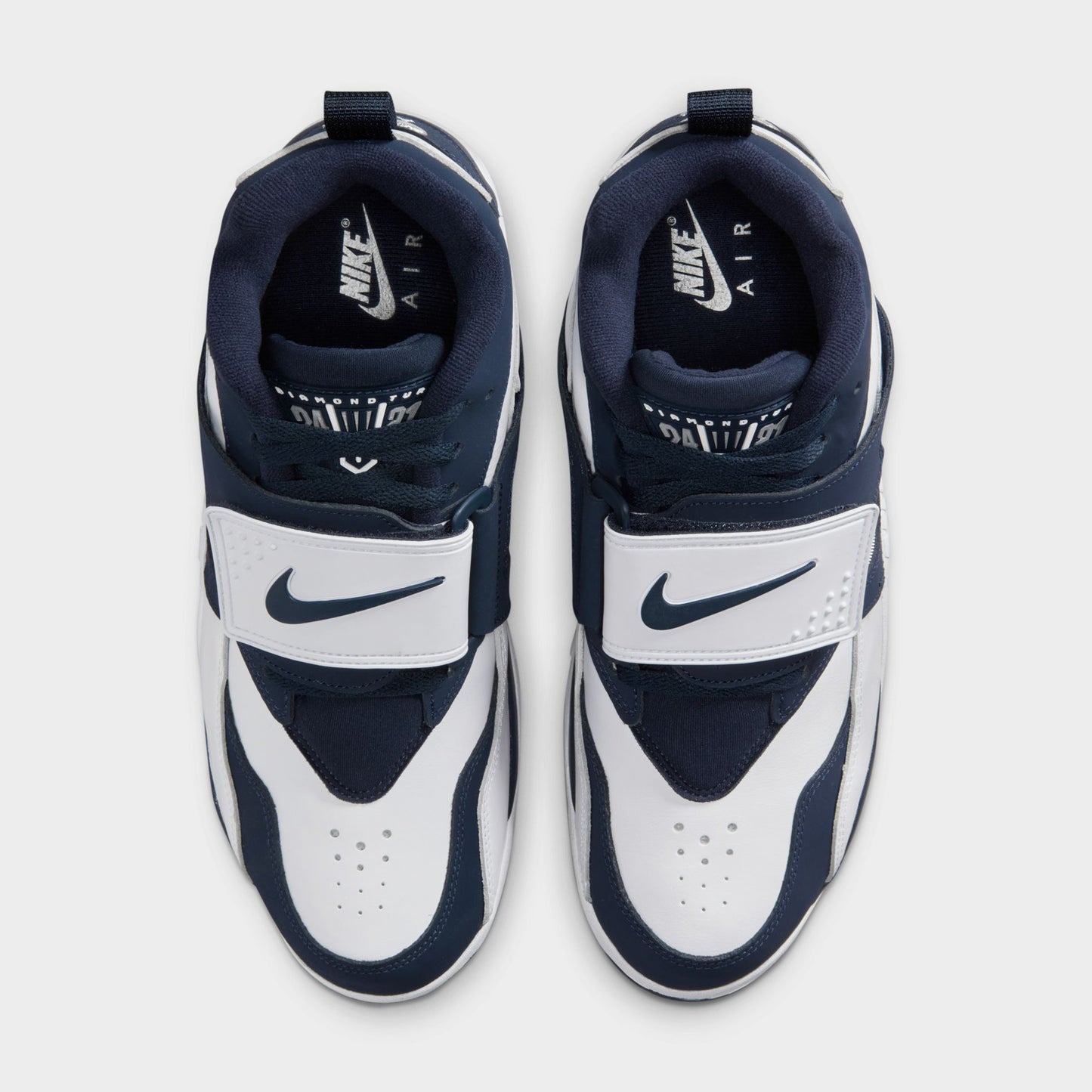 Nike Diamond Turf White / Navy - Silver