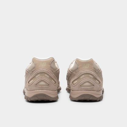 New Balance Juniors 204L Bois flotté / Grès