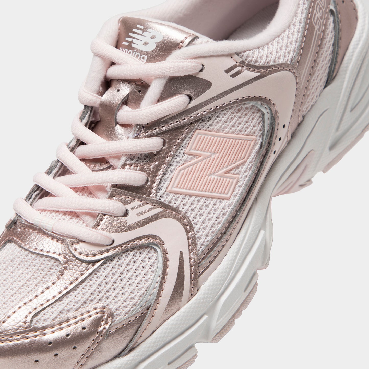 New Balance Juniors' 530 Shell Pink / Pink Salt