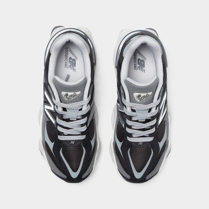 New Balance Juniors' 9060 Black / Slate Grey