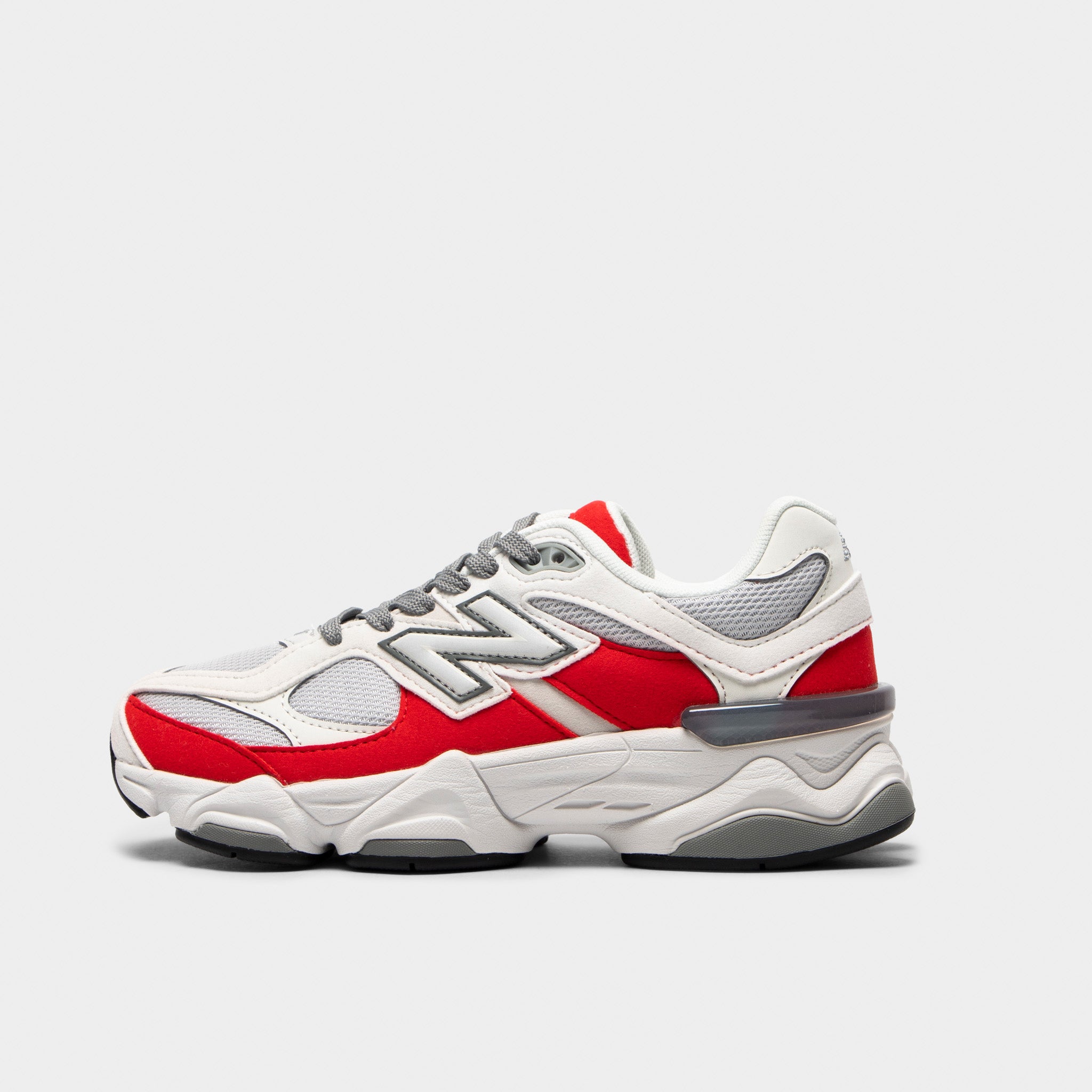 yü New Balance Juniors' 9060 True Red / Reflection – JD Sports